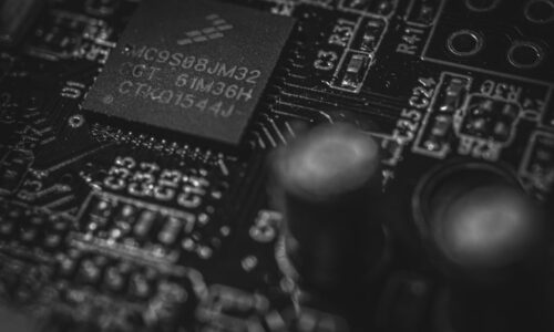 Micro-SaaS vs. SaaS: Qual é a Melhor Escolha?