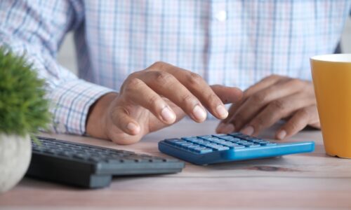 O erro dos 5 dígitos: Por que escala nem sempre é lucro